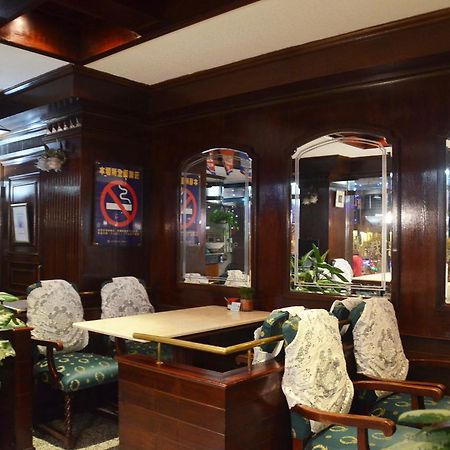 Guang Haw Hotel Tainan Exterior photo