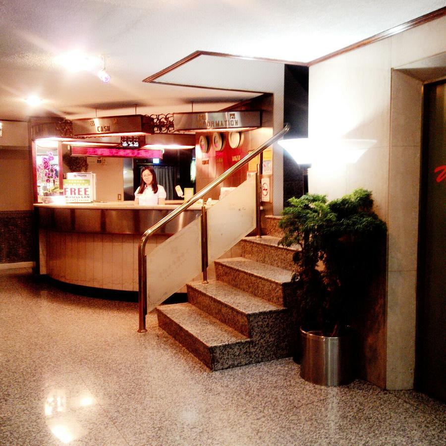 Guang Haw Hotel Tainan Exterior photo